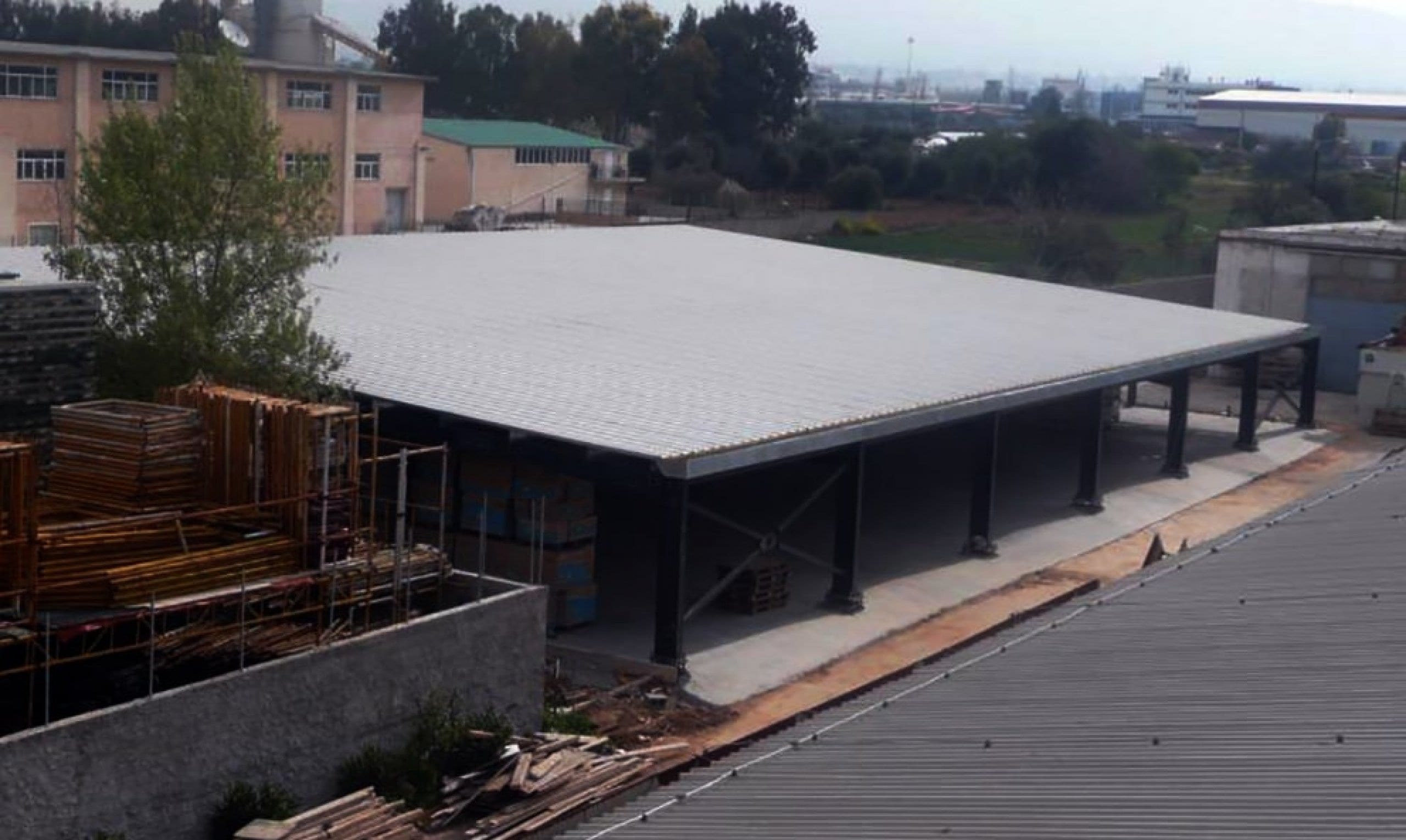 Αποθηκευτικό στέγαστρο στη Μεταμόρφωση - ACN ΑΕ