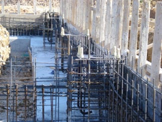 Οπλισμοί και ξυλότυποι θεμελίωσης της βιοτεχνίας στη Μπάφρα Ιωαννίνων