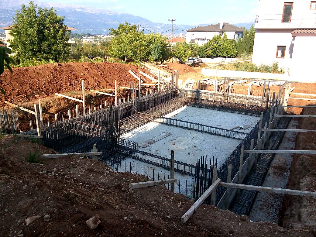 Οπλισμοί εδαφόπλακας υπογείου και περιμετρικών τοιχωμάτων υπογείου κατοικίας στο Νεοχωρόπουλο Ιωαννίνων
